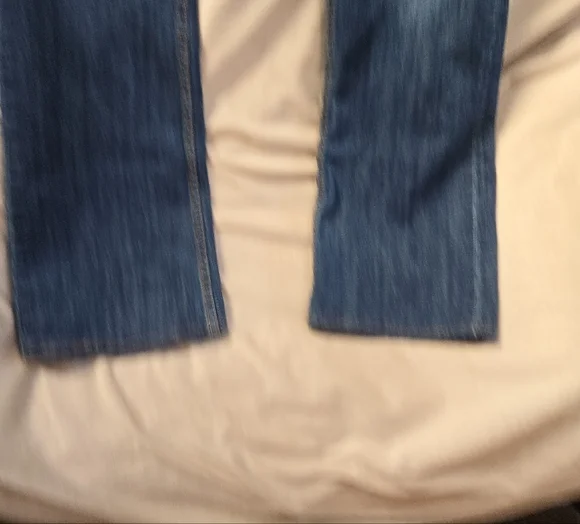 Banana Republic Straight-Leg Jeans in Deep Indigo - Picture 5 of 8